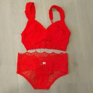Red lingerie set 🍒